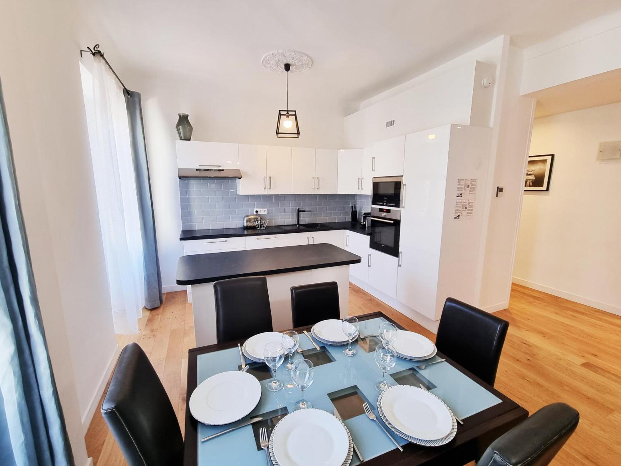 "Le Nomad" By Enjoynice, Luxury Central Apartment With Airco Bagian luar foto